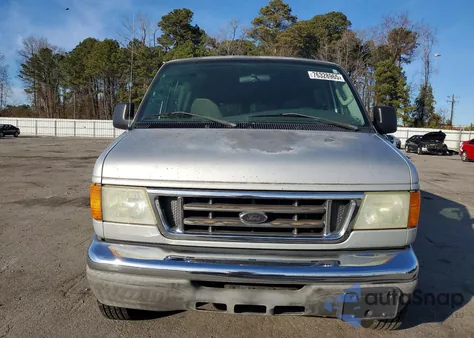 2004 Ford Econoline E350 Super Duty Wagon из США, поврежденный, VIN 1FBSS31S94HA95593